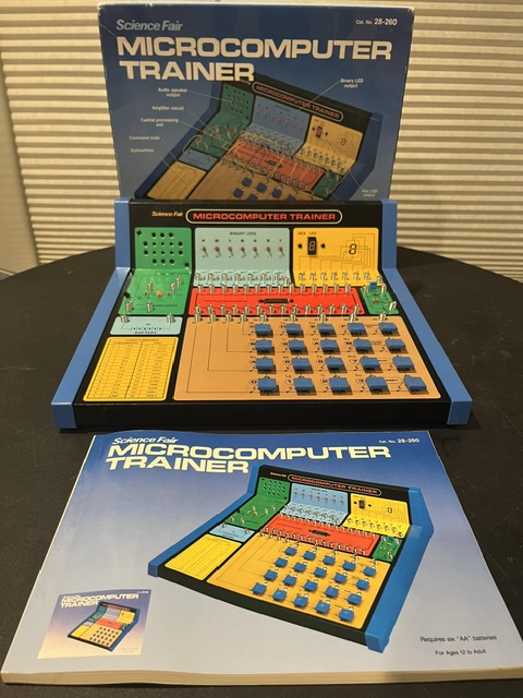 Radio Shack Science Fair Microcomputer Trainer 28-260 with box