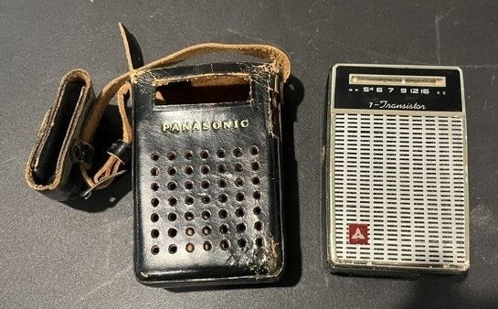 Panasonic Matsushita T-7 seven transistor radio